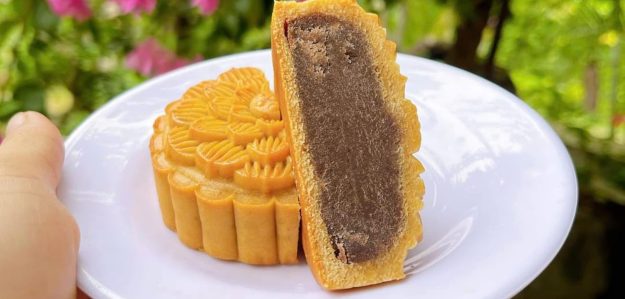 HIẾU MOONCAKE